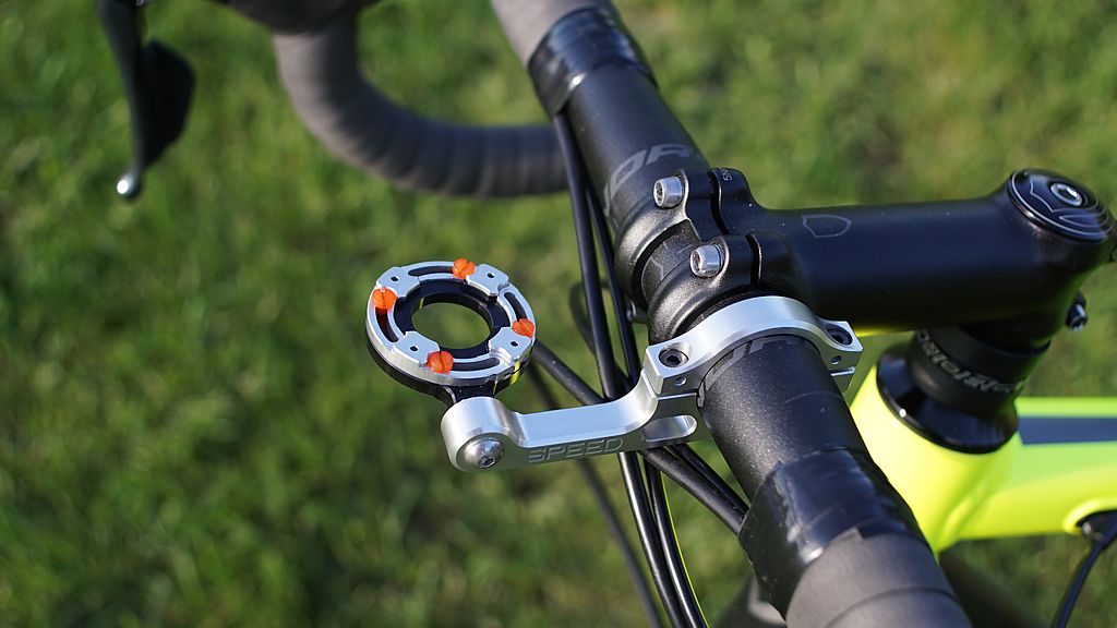 Speed Sportz GPS computer mount fits Garmin and Wahoo includes